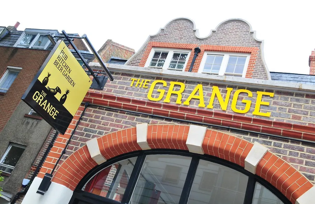 The Grange Pub-1