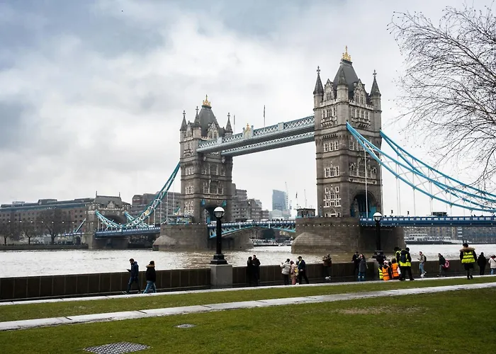 Leytonstone House - Sleepylodge London